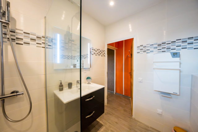 maison-jaffran-studio-privas-ardeche-douche