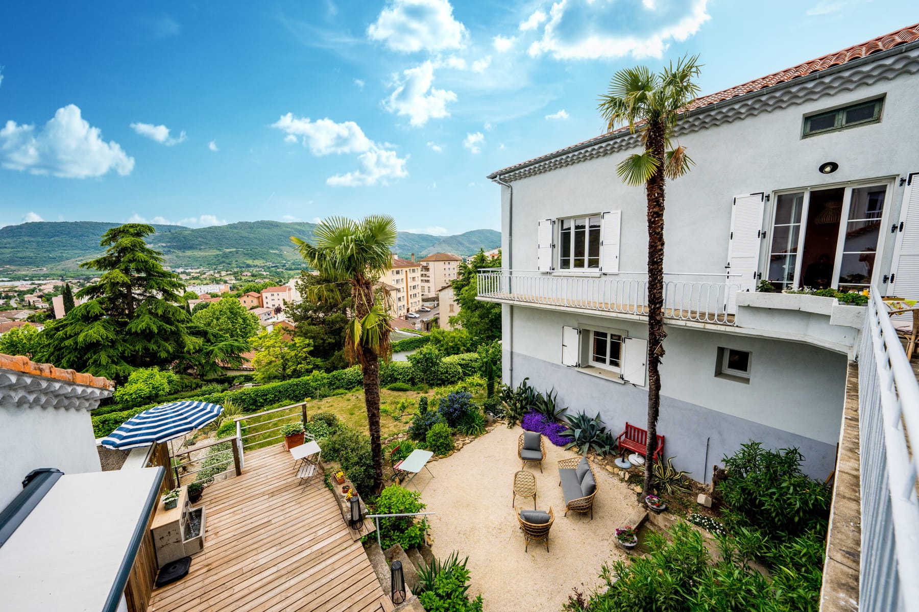 maison-jaffran-studio-privas-ardeche-piscine